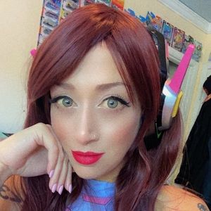 Meet your Posher, Corina